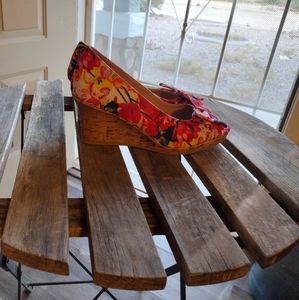 Floral shoes/ wedges